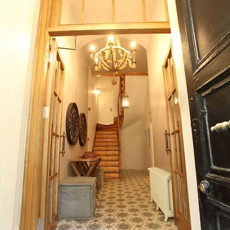 Ada Homes Ξενοδοχείο 3*